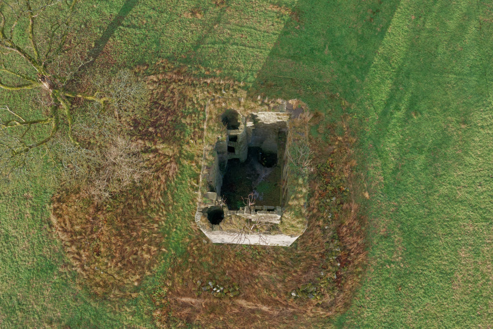Barr Castle, Lochwinnoch, aerial photograph